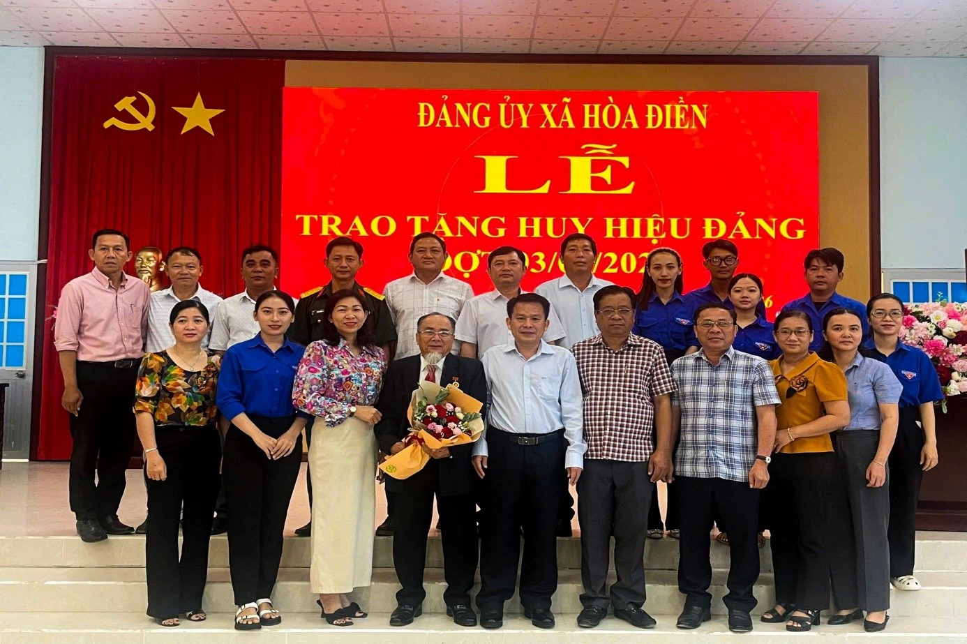 Đồng chí Trần Văn Nguyện giáo dục lí tưởng cách mạng cho thế hệ trẻ